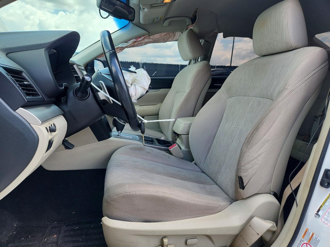 2013 Subaru Legacy 2.5I Premium - Image 7