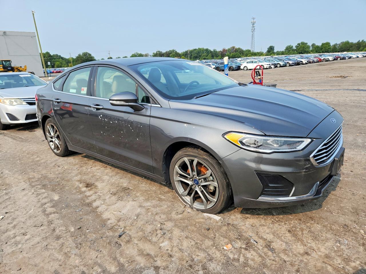 2020 Ford Fusion Sel - Фото 4
