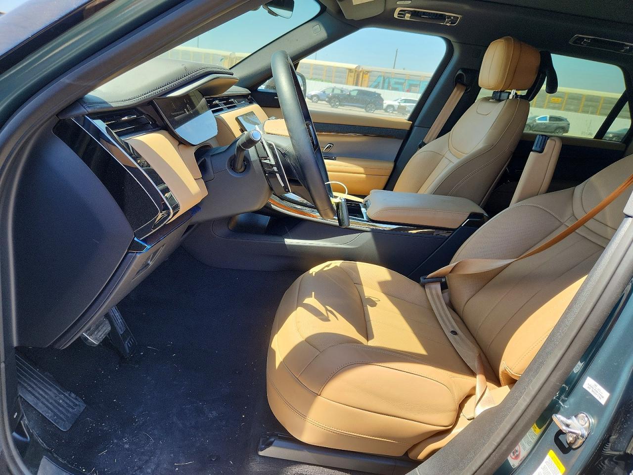 2026 Land Rover Range Rover Sport Se - Image 7