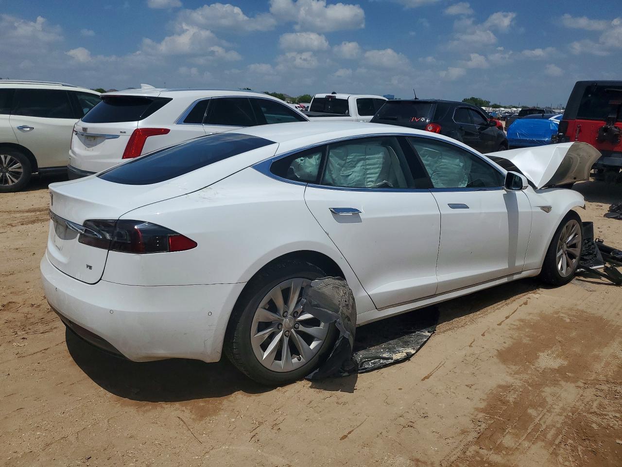 2016 Tesla Model S - Фото 3