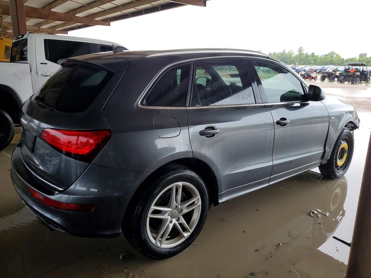 2016 Audi Q5 Premium Plus S-Line - Image 3