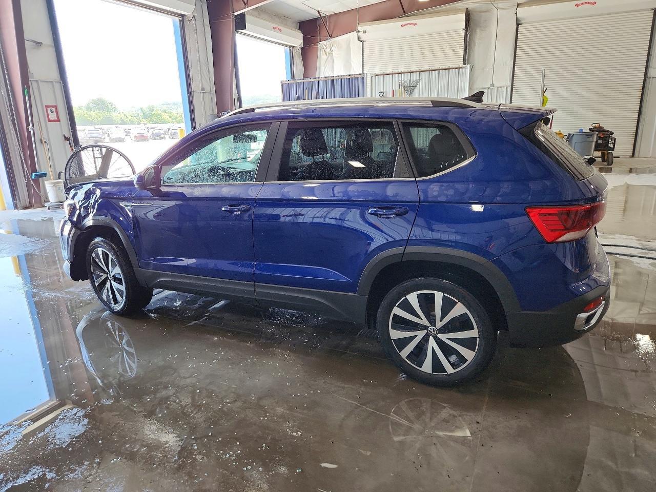 2022 Volkswagen Taos Se Iq Drive - Фото 2