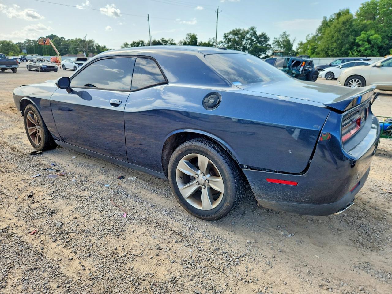 2019 Dodge Challenger Sxt - Image 2