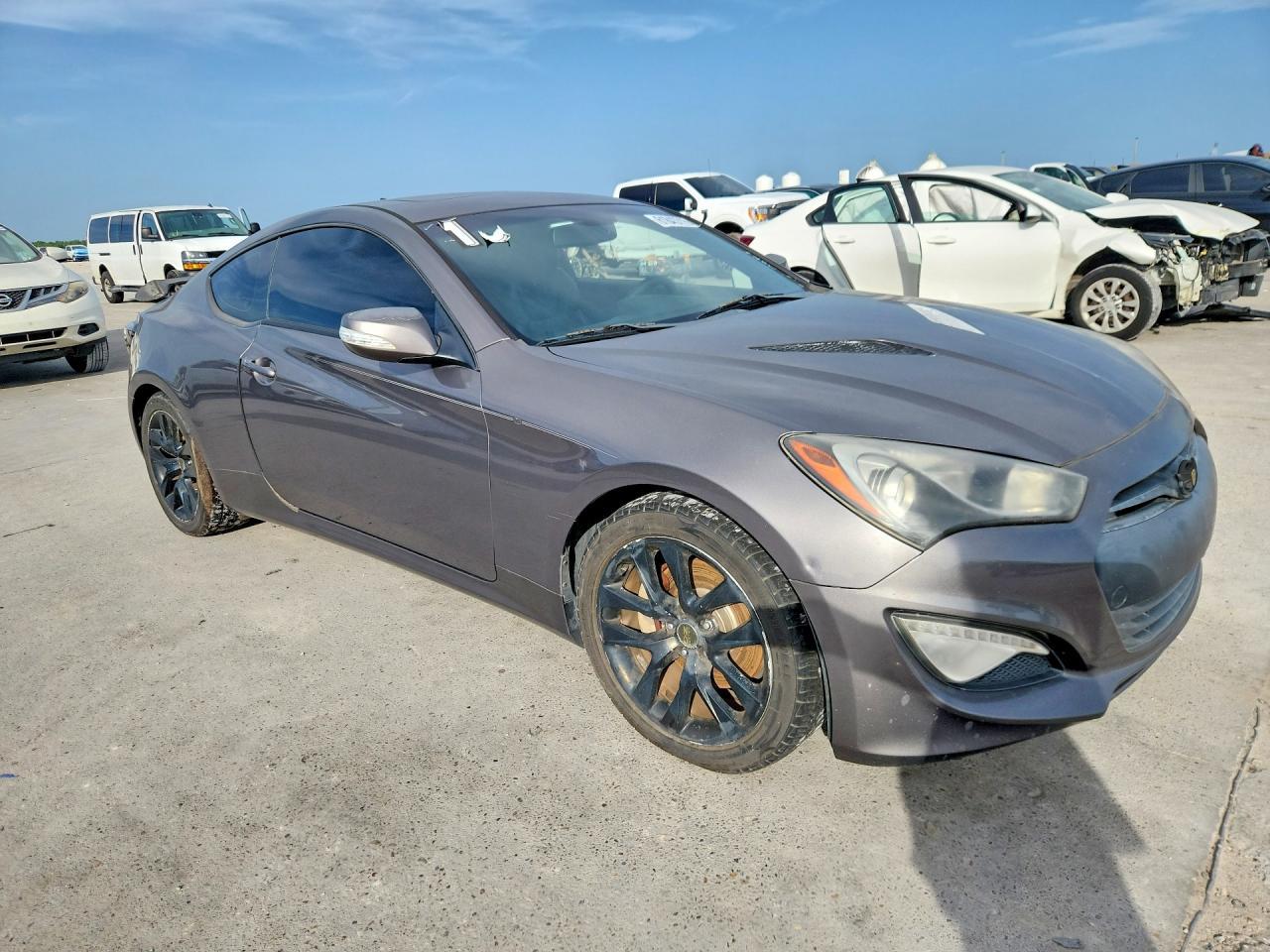 2013 Hyundai Genesis Coupe 3.8 Grand Touring - Фото 4