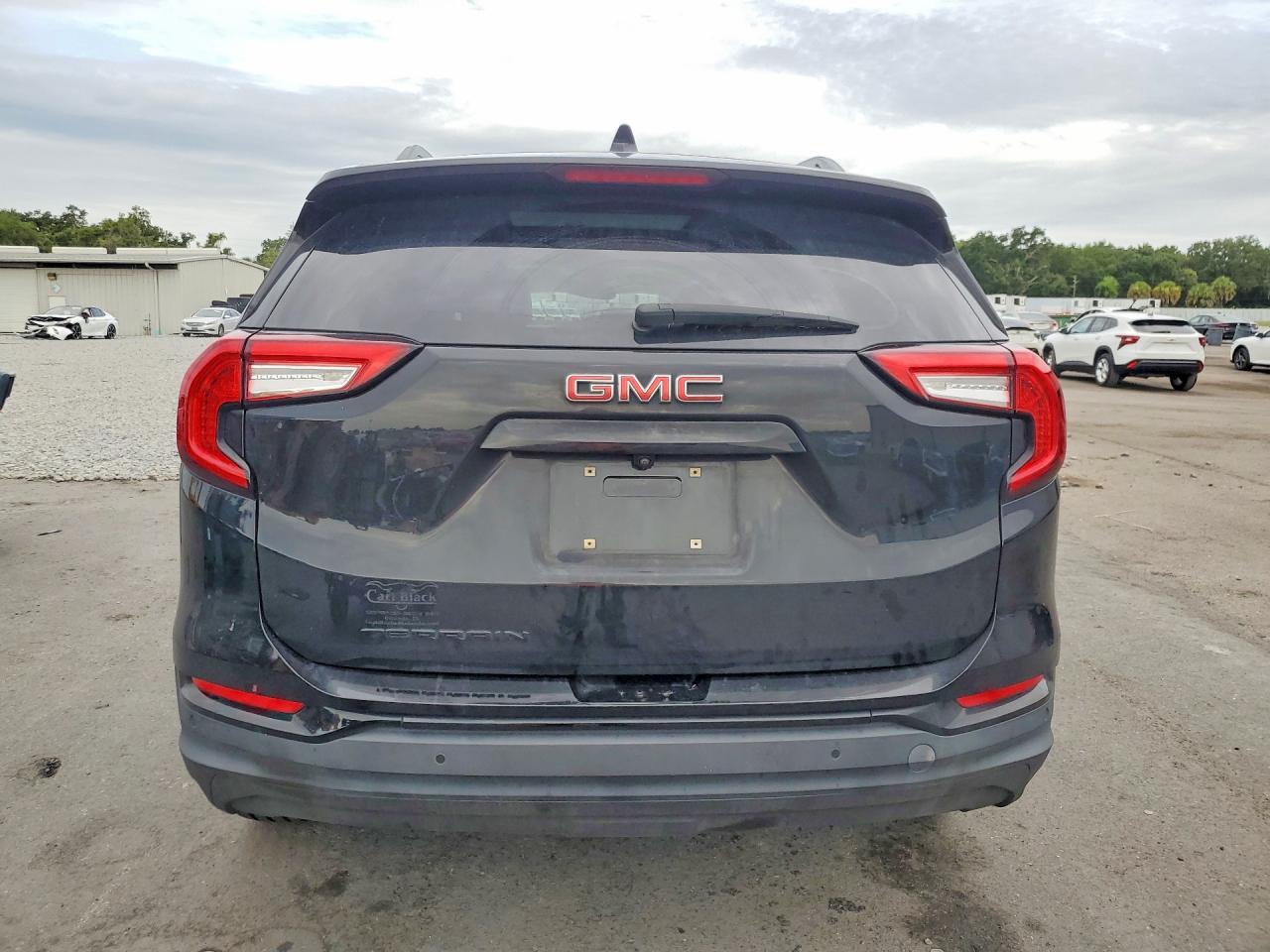 2023 GMC Terrain Slt - Image 6