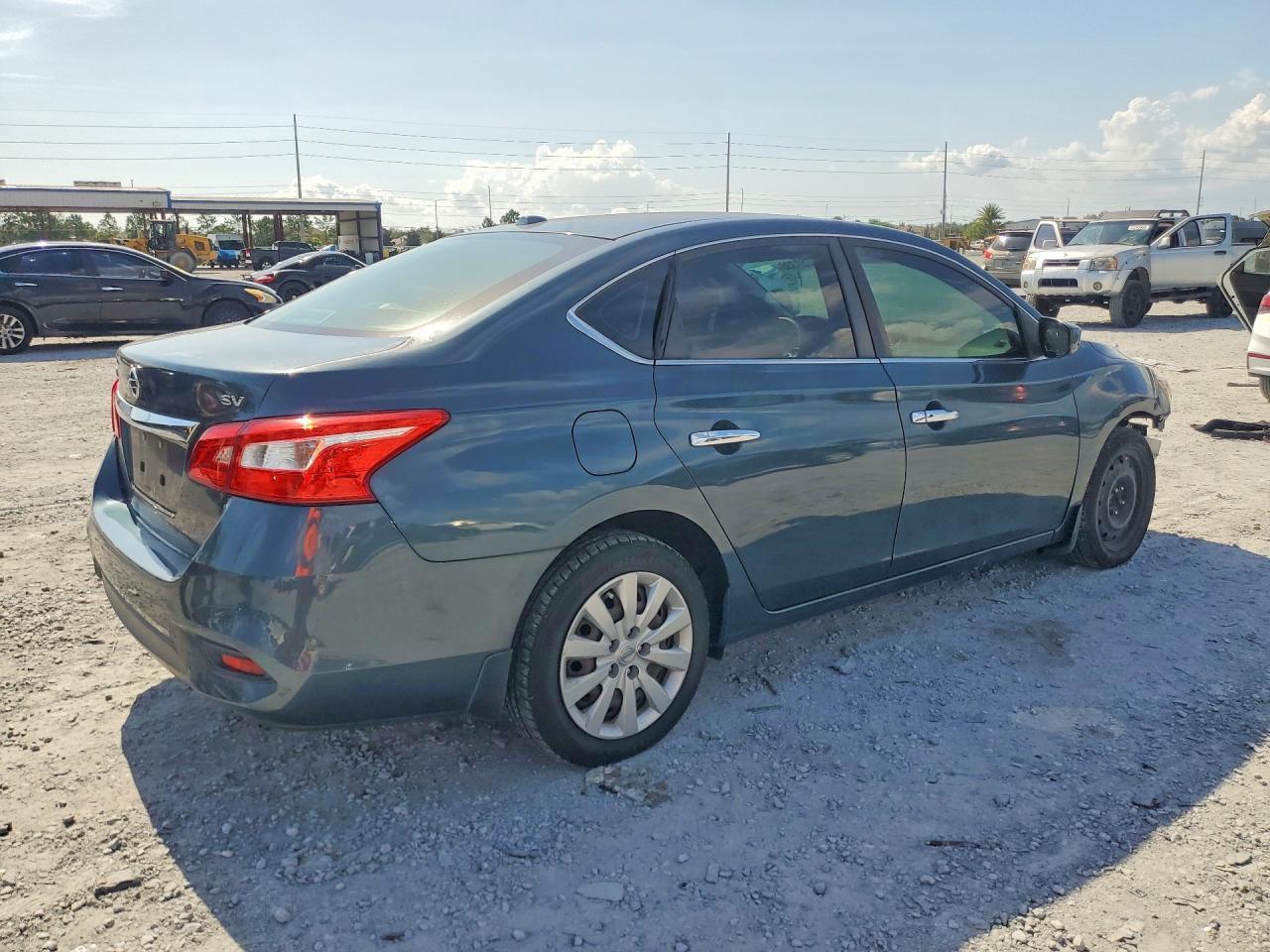 2017 Nissan Sentra Sv - Фото 3