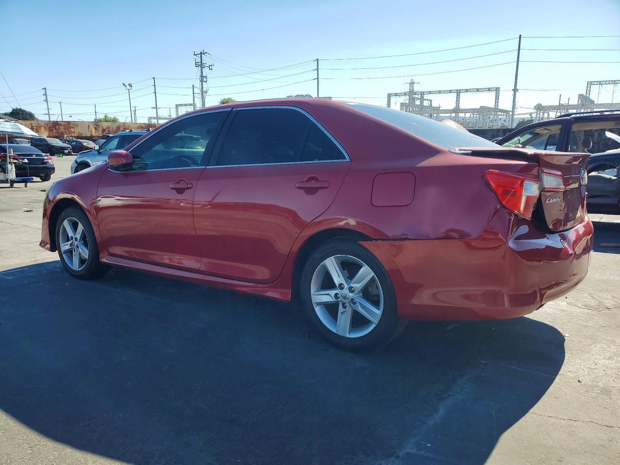 2014 Toyota Camry Se - Фото 2