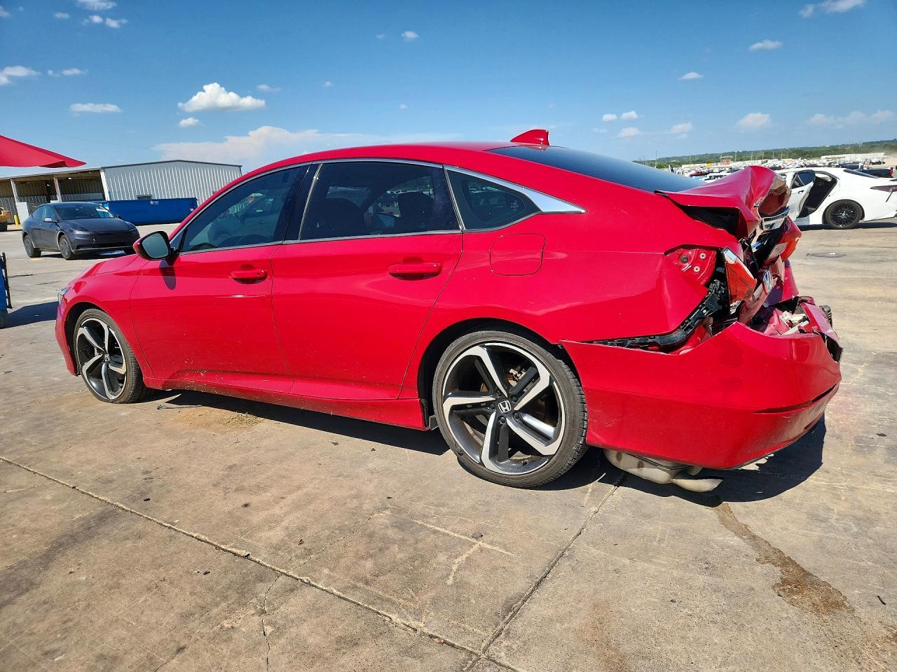 2018 Honda Accord Sport - Image 2