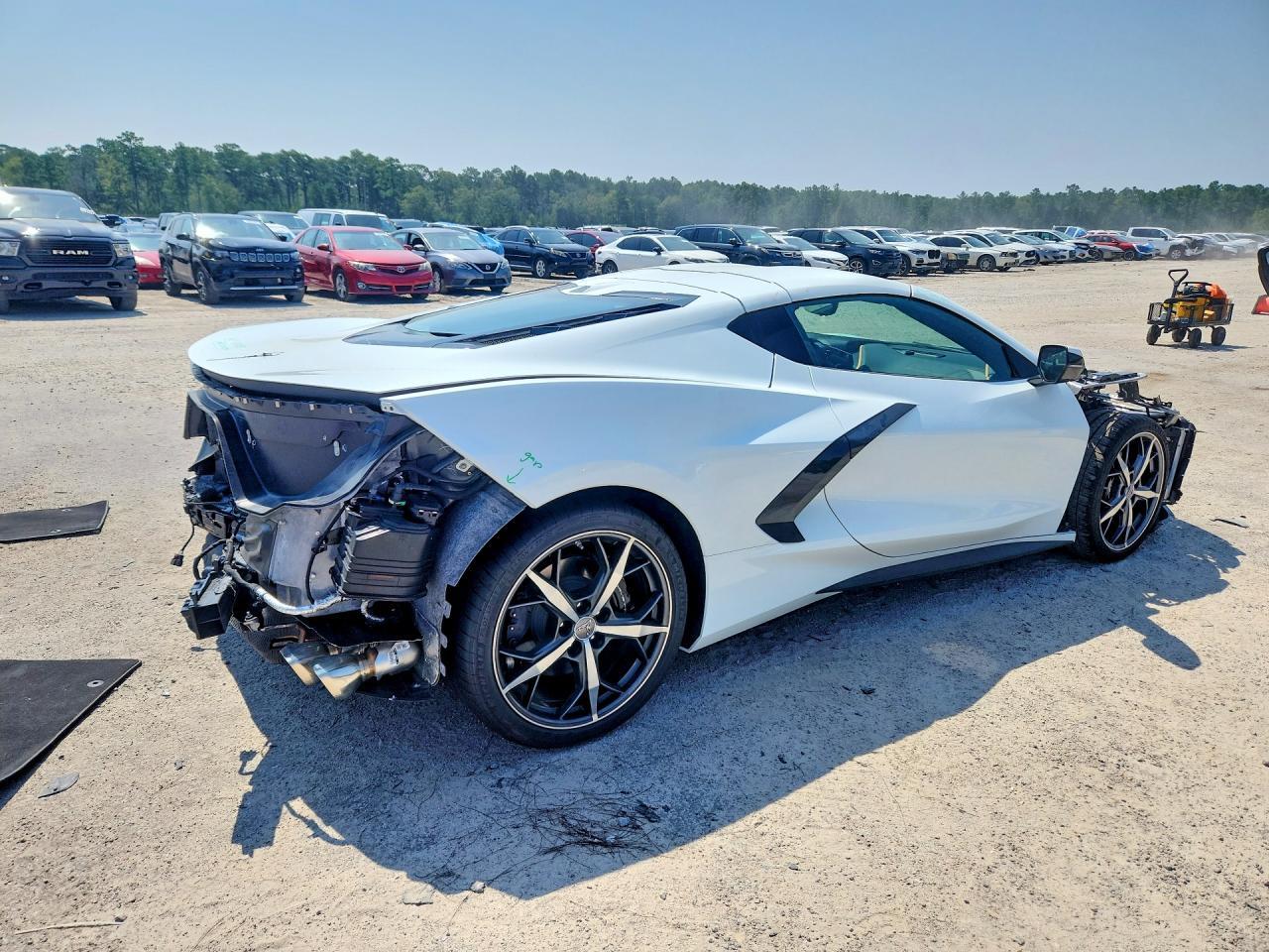 2022 Chevrolet Corvette Stingray 2Lt - Фото 3