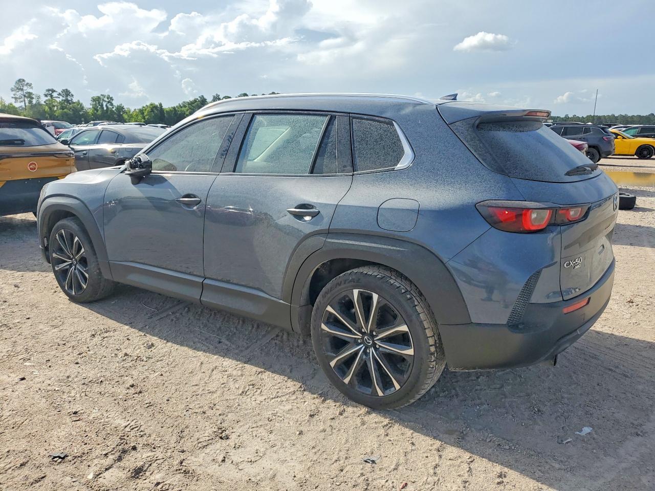 2023 Mazda Cx-50 Premium Plus - Image 2