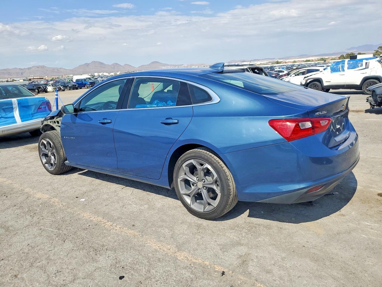 2024 Chevrolet Malibu Lt - Image 2