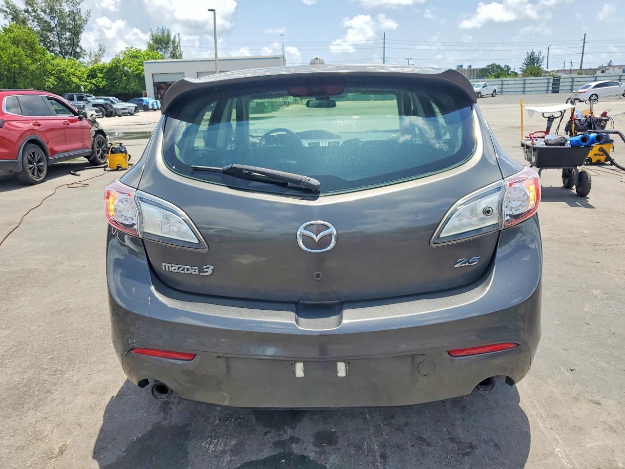 2011 Mazda 3 S - Фото 6