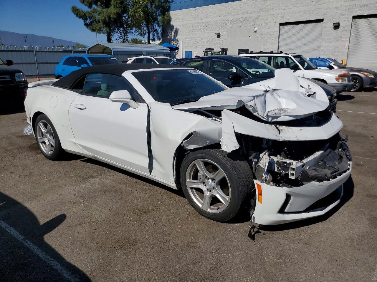 2019 Chevrolet Camaro Ls - Фото 4