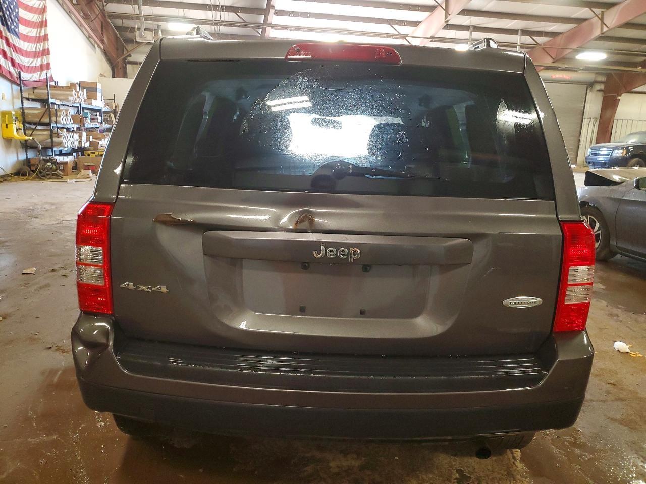 2016 Jeep Patriot Latitude - Image 6