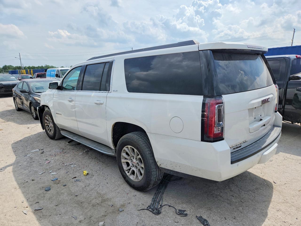 2015 GMC Yukon Xl K1500 Sle - Фото 2