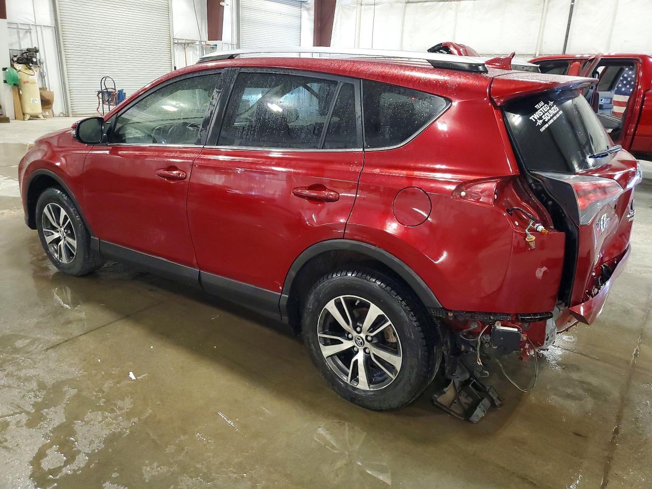 2018 Toyota Rav4 Xle - Image 2