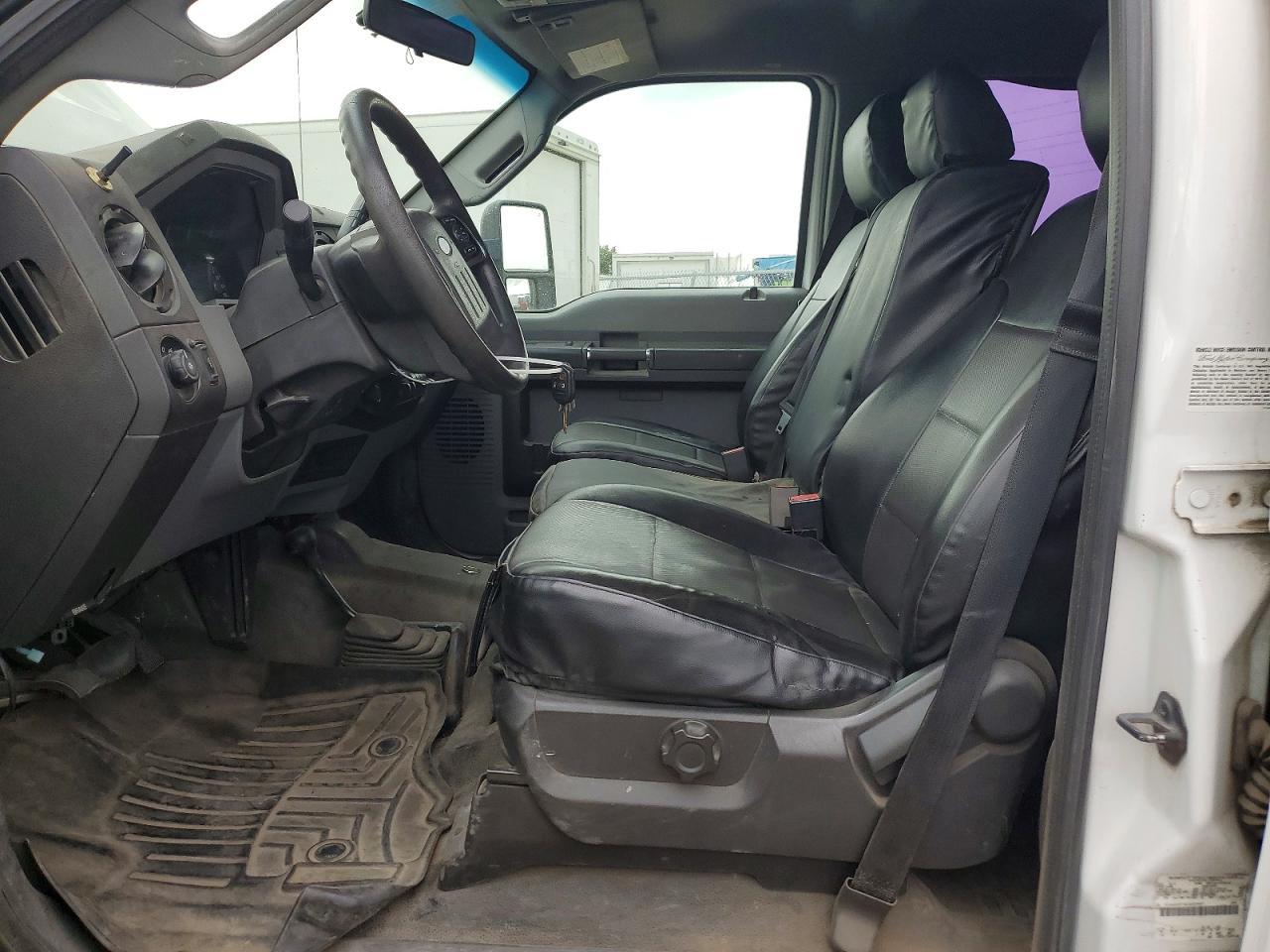 2012 Ford F550 Super Duty - Image 7