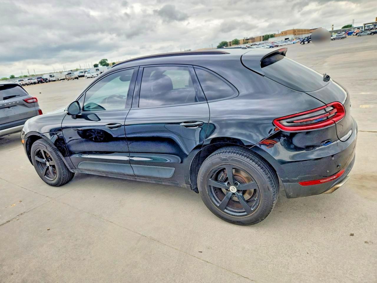 2017 Porsche Macan - Фото 2