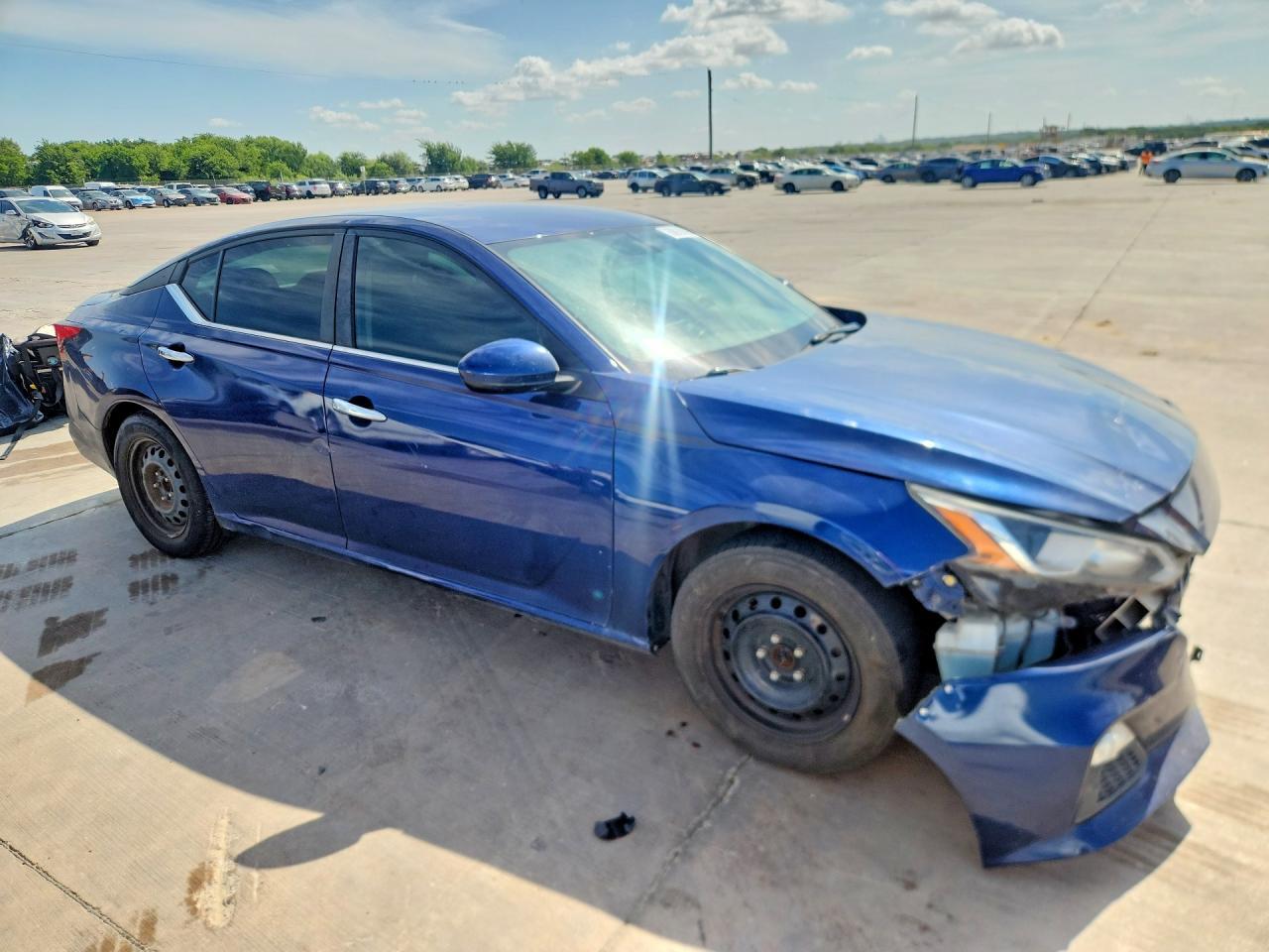 2019 Nissan Altima S - Фото 4
