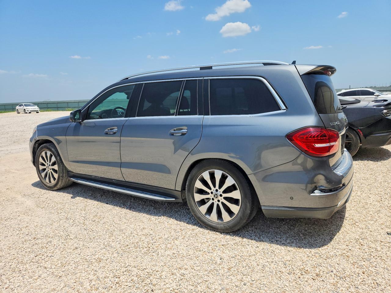 2017 Mercedes-Benz Gls 450 4Matic - Image 2