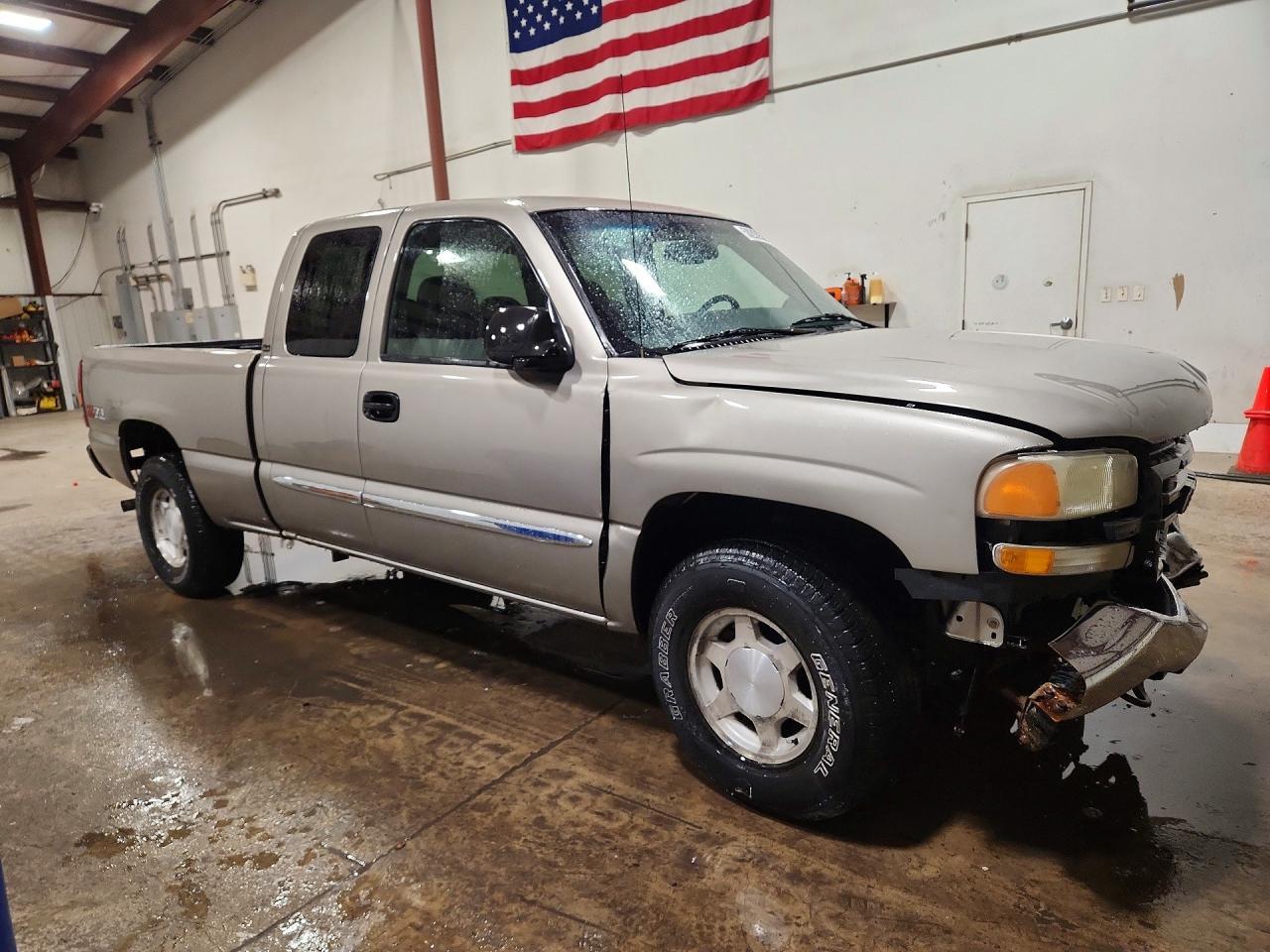 2003 GMC New Sierra K1500 - Фото 4