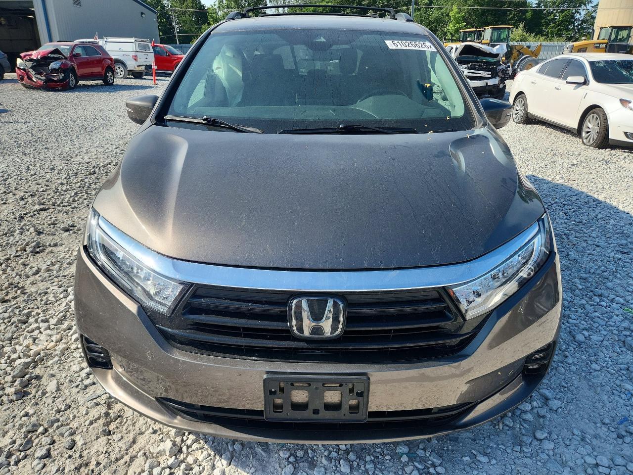 2022 Honda Odyssey Touring - Image 5