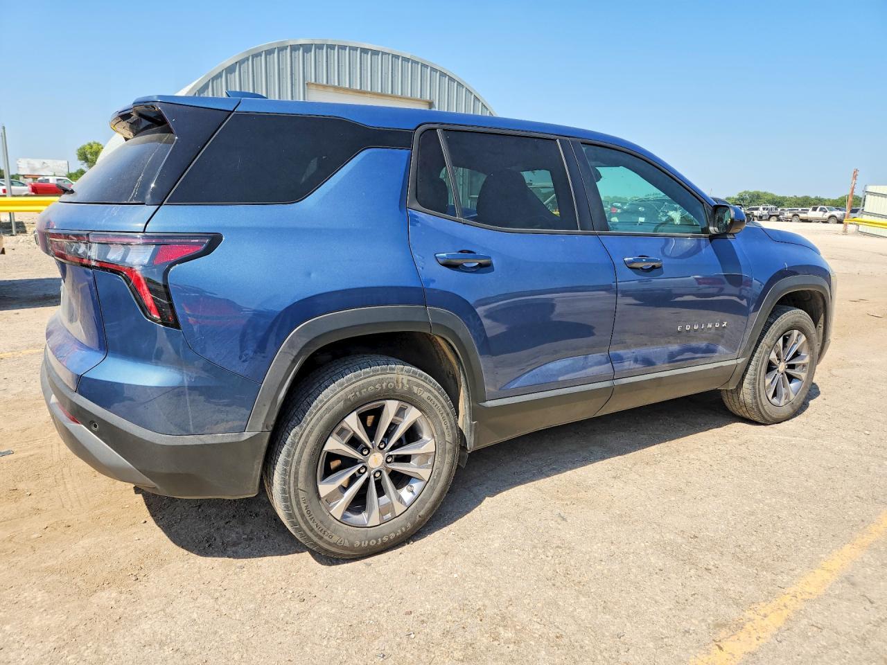 2025 Chevrolet Equinox Lt - Image 3