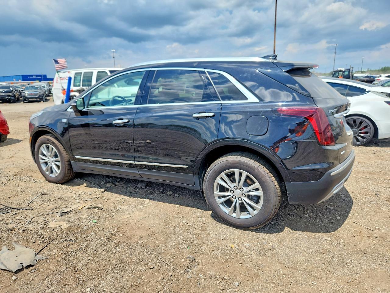 2022 Cadillac Xt5 Premium Luxury - Фото 2