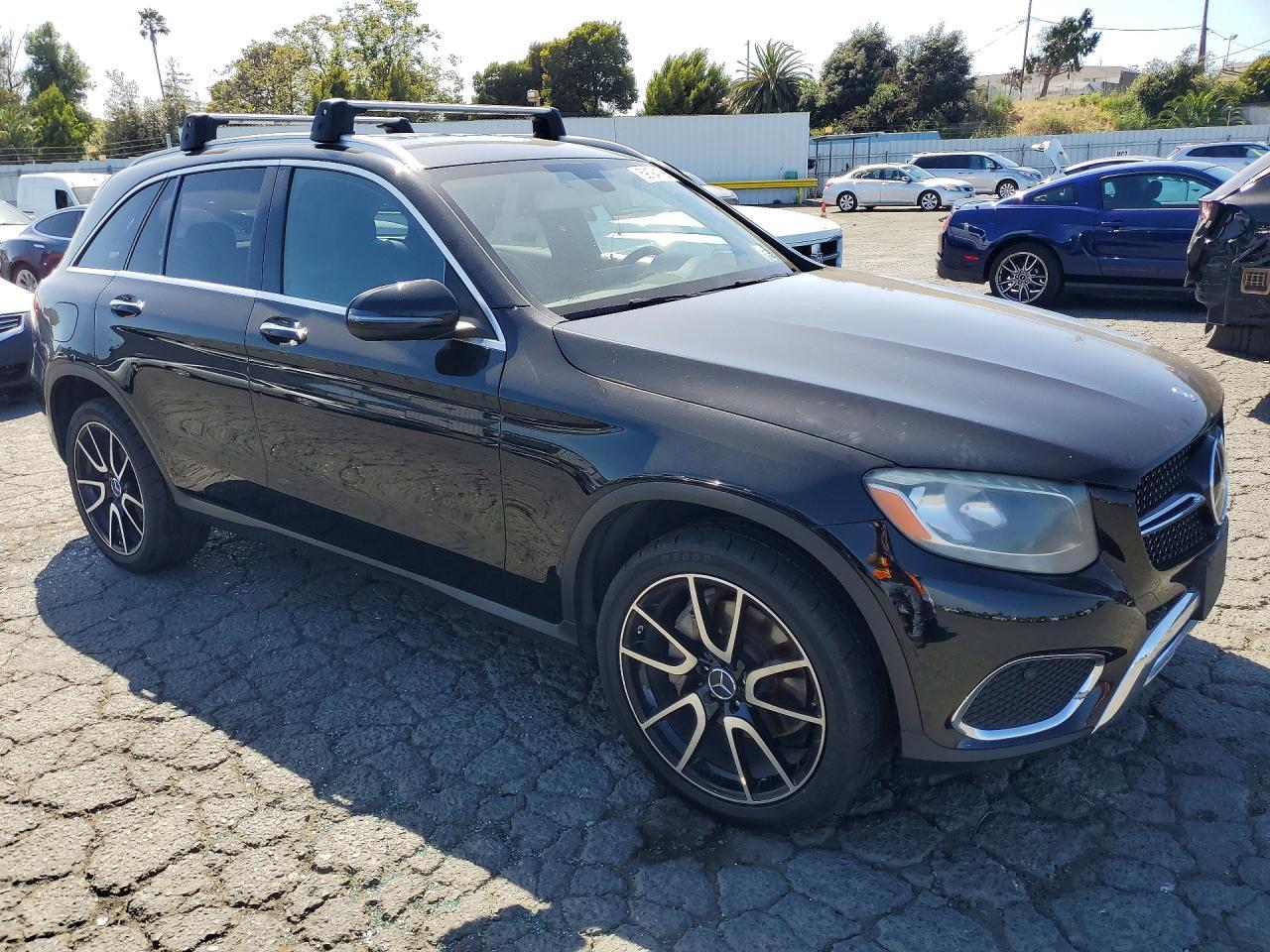 2016 Mercedes-Benz Glc 300 - Фото 4