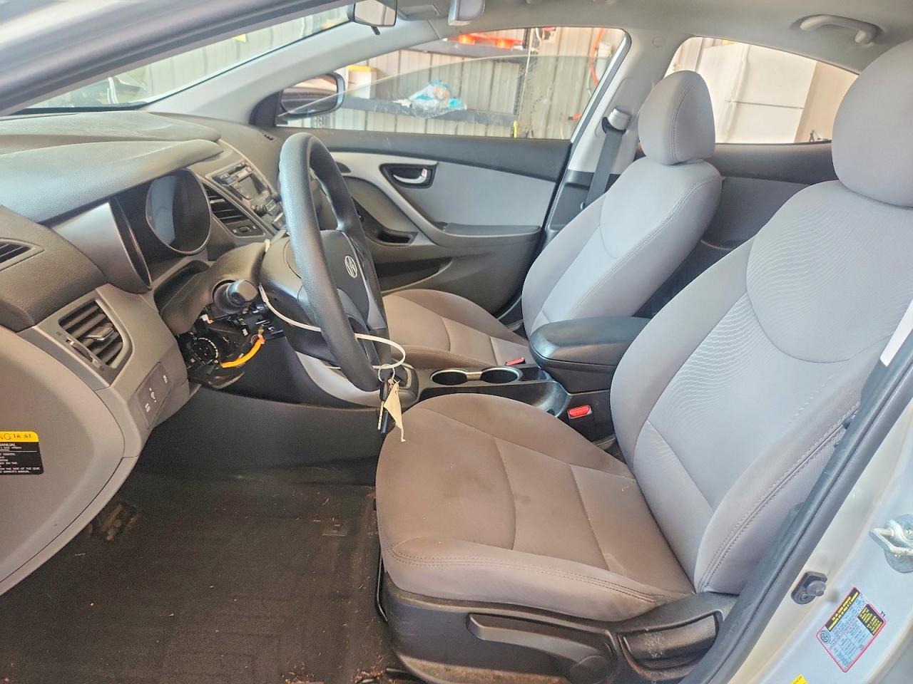 2016 Hyundai Elantra Se - Image 7