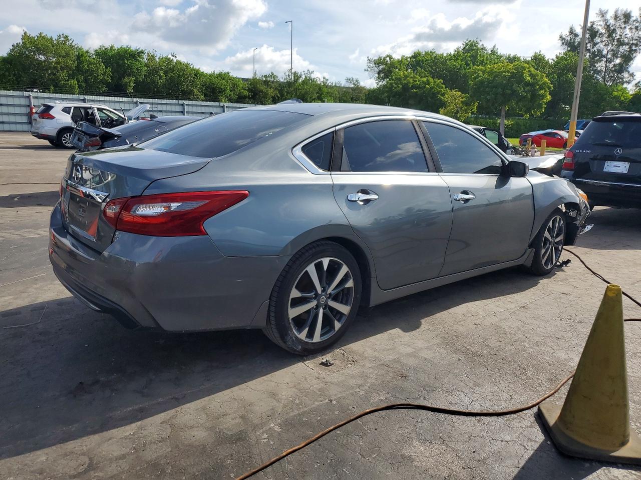2018 Nissan Altima 2.5 S - Фото 3