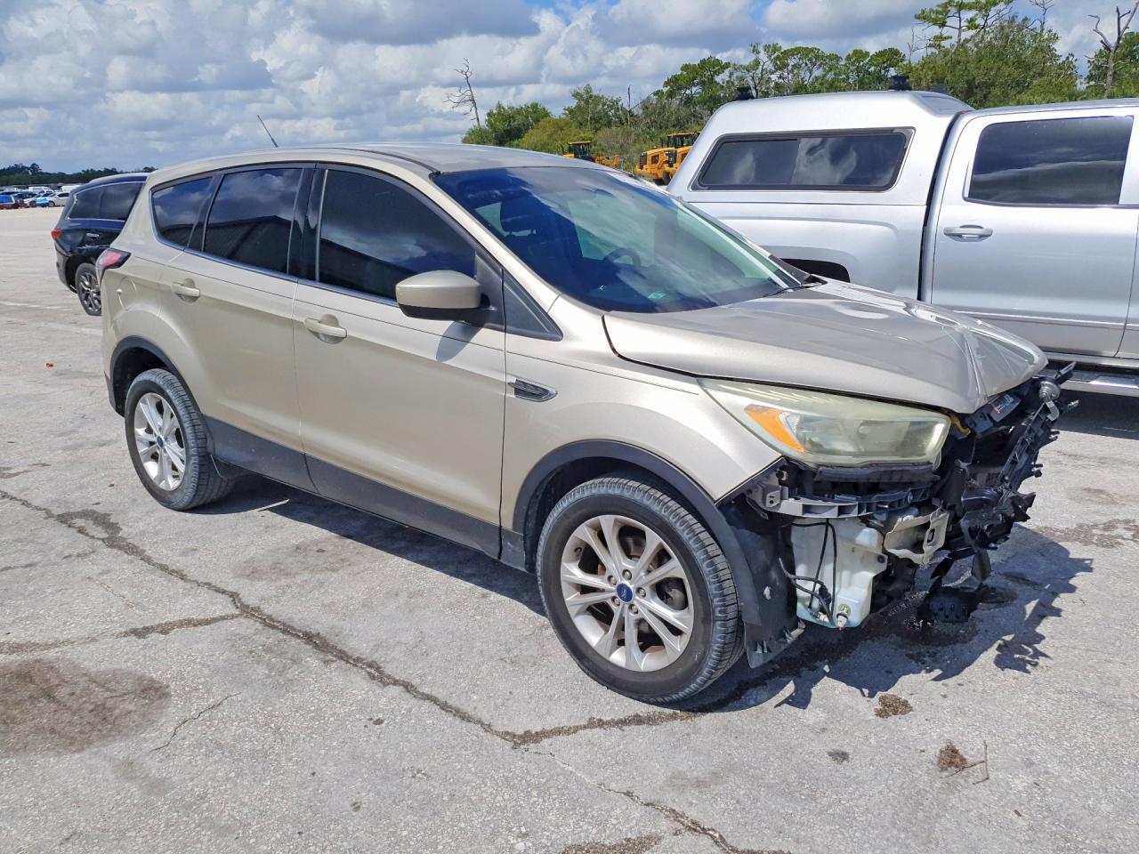 2017 Ford Escape Se - Image 4