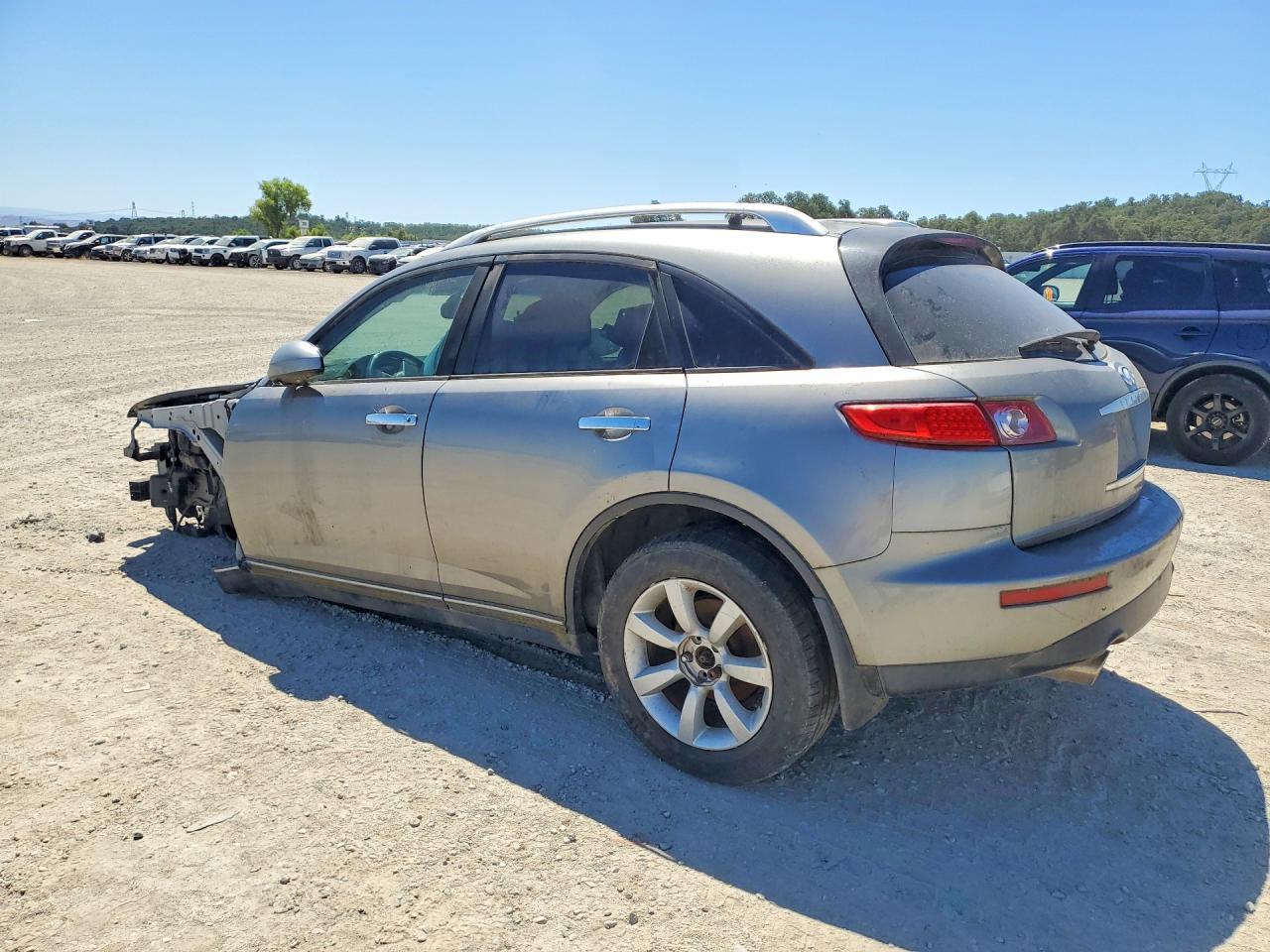 2004 Infiniti Fx35 Base - Image 2
