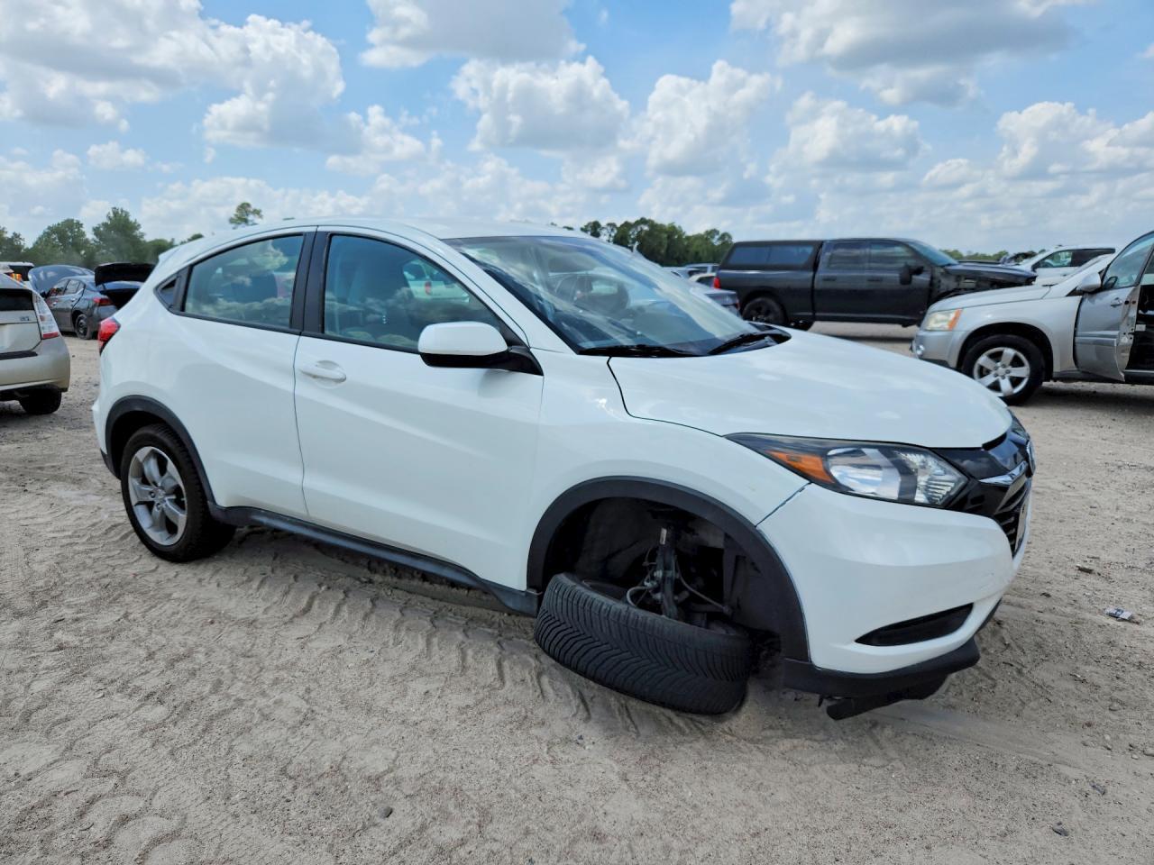 2017 Honda Hr-V Lx - Image 4