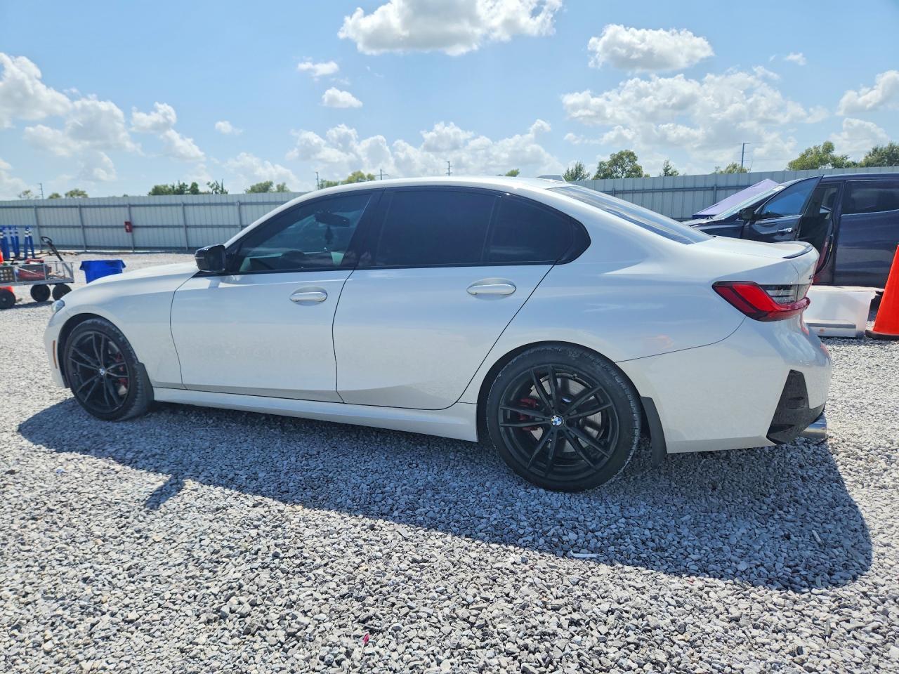 2024 BMW M340Xi - Image 2