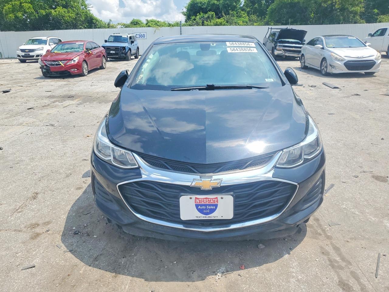 2019 Chevrolet Cruze Ls - Фото 5