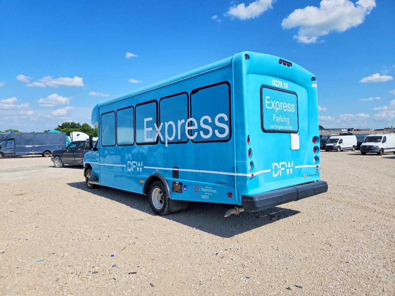 2018 Ford Shuttle Bus - Фото 3