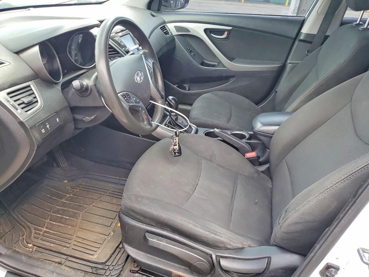 2015 Hyundai Elantra Se - Фото 7
