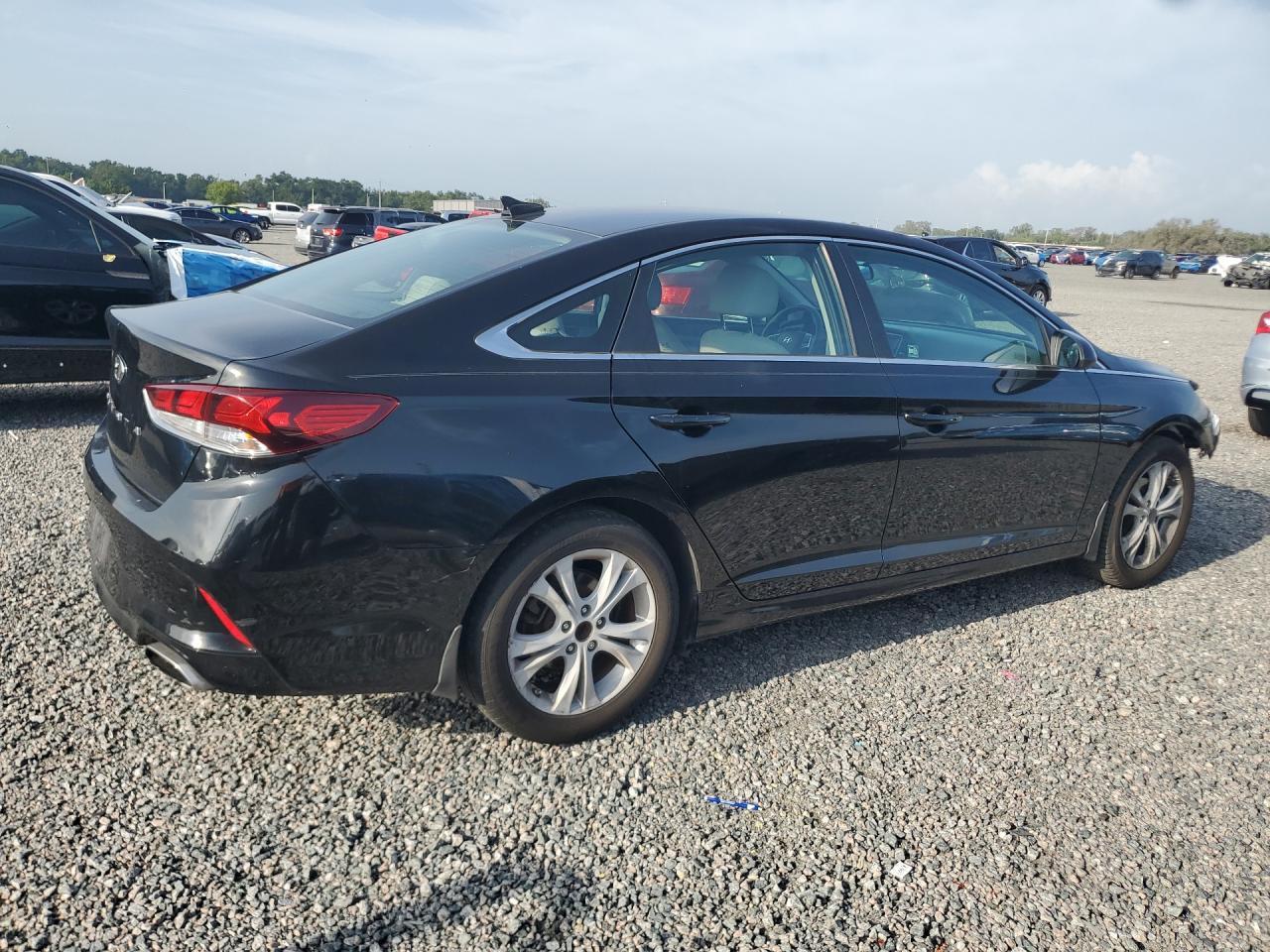 2019 Hyundai Sonata Se - Image 3