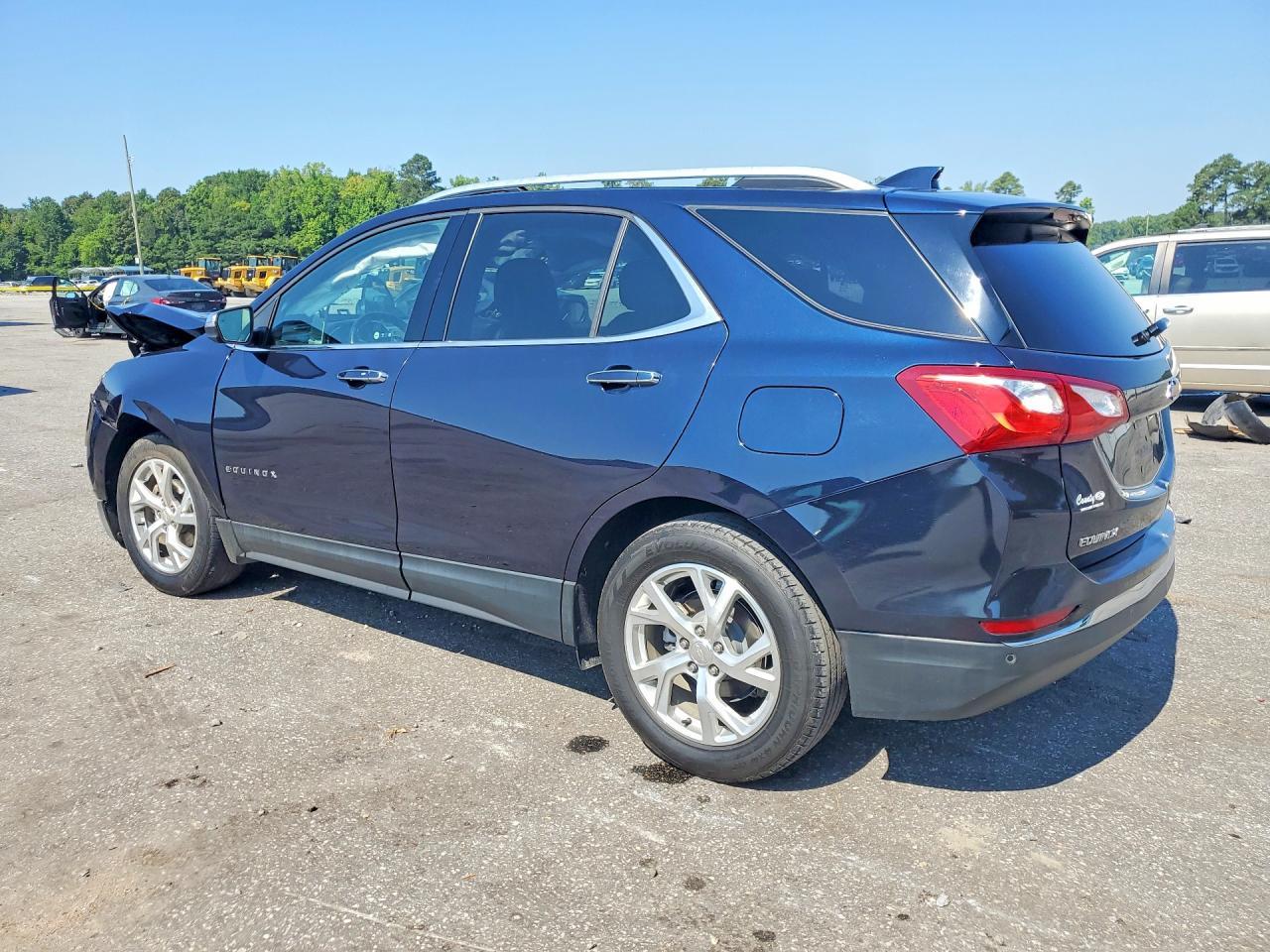 2020 Chevrolet Equinox Premier - Фото 2