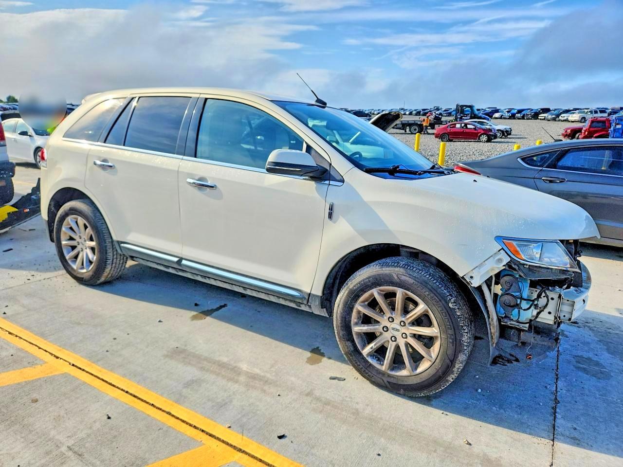 2013 Lincoln Mkx - Image 4
