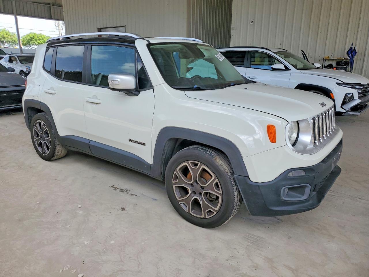 2015 Jeep Renegade Limited - Фото 4
