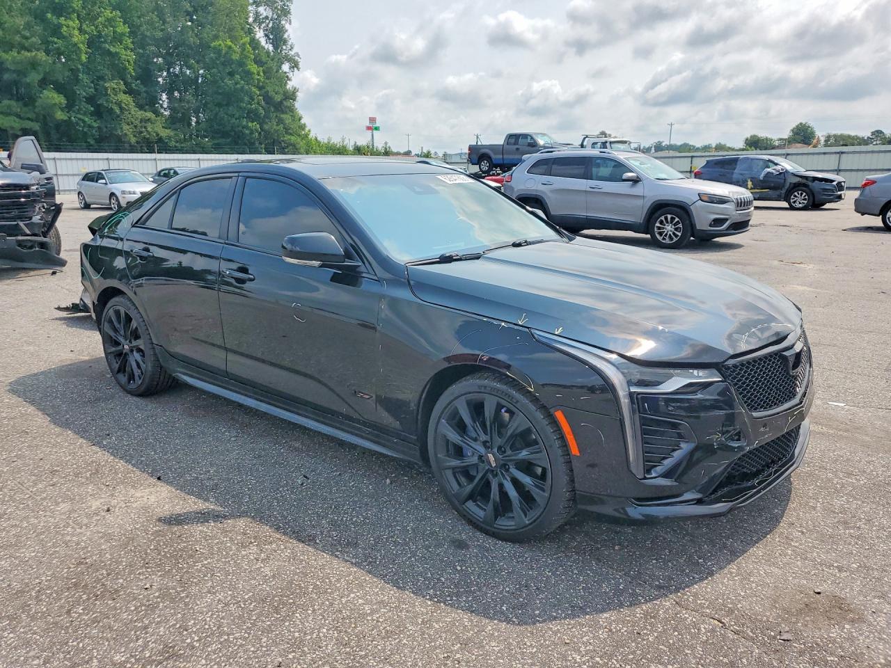 2022 Cadillac Ct4-V - Фото 4