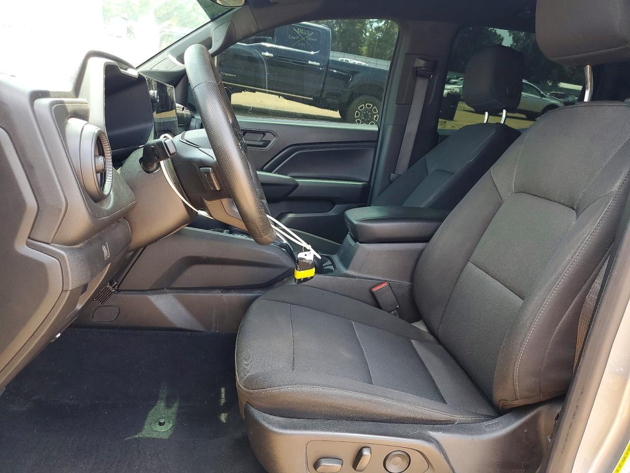 2024 Chevrolet Colorado Trail Boss - Image 7