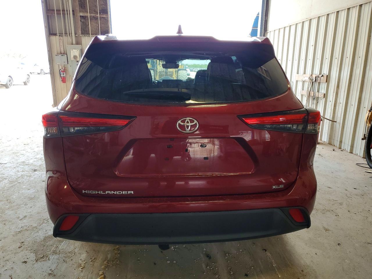 2023 Toyota Highlander Xle - Image 6