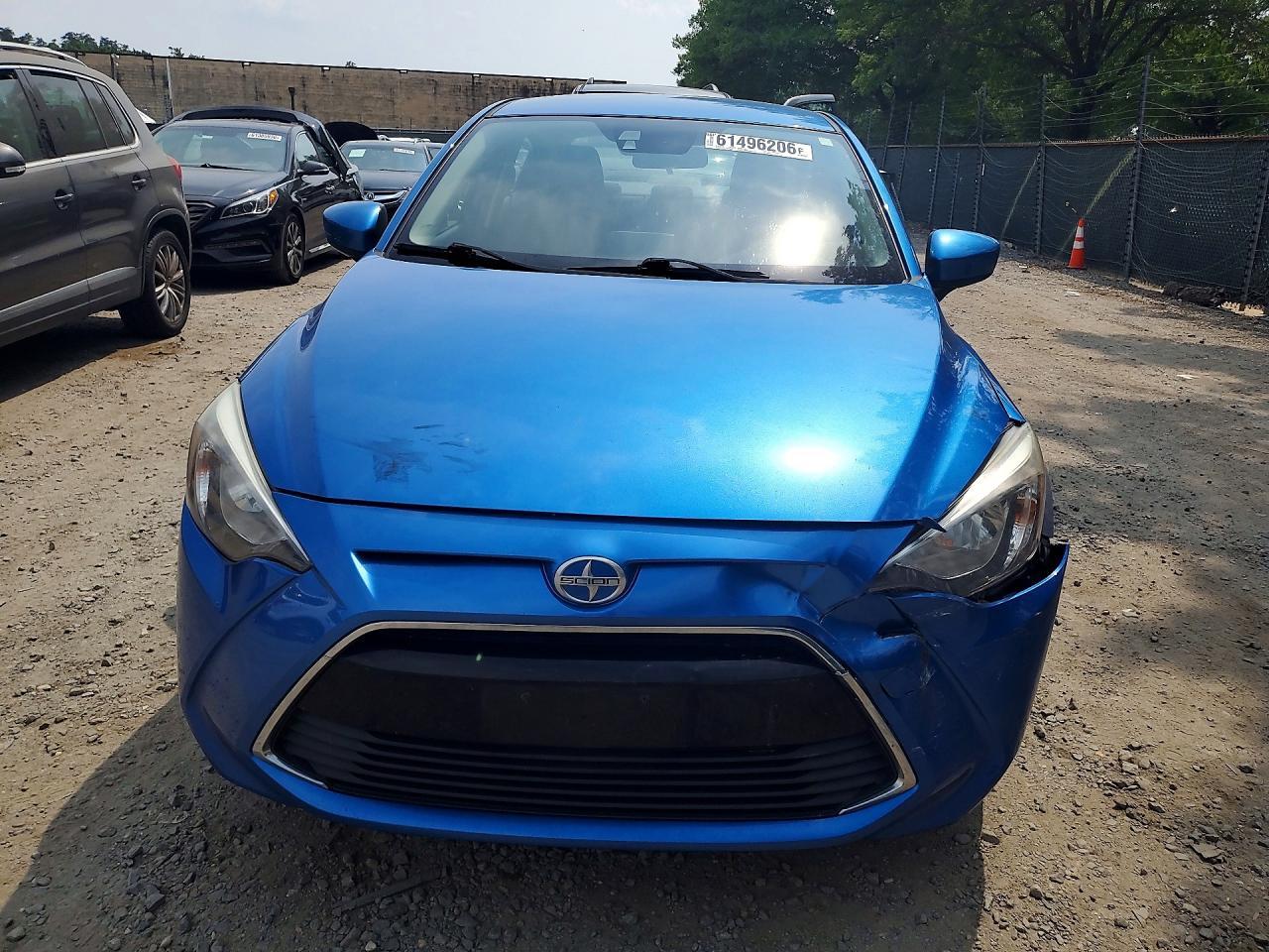 2016 Scion Ia Base - Фото 5