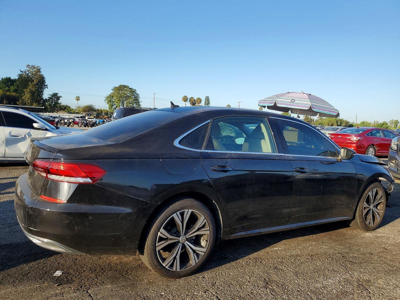 2020 Volkswagen Passat Sel - Фото 3