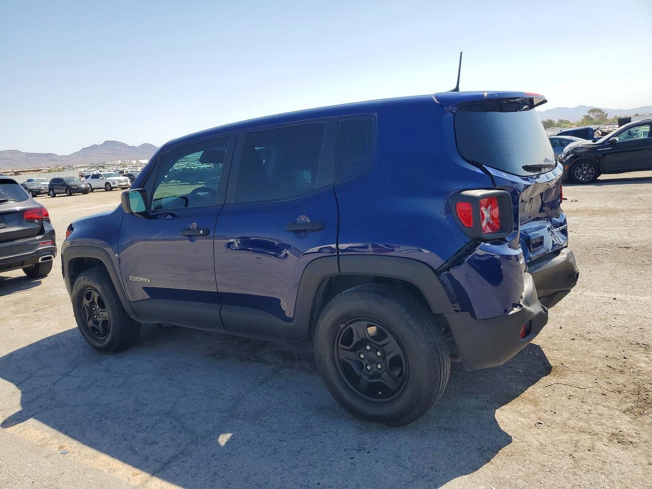 2021 Jeep Renegade Sport - Фото 2