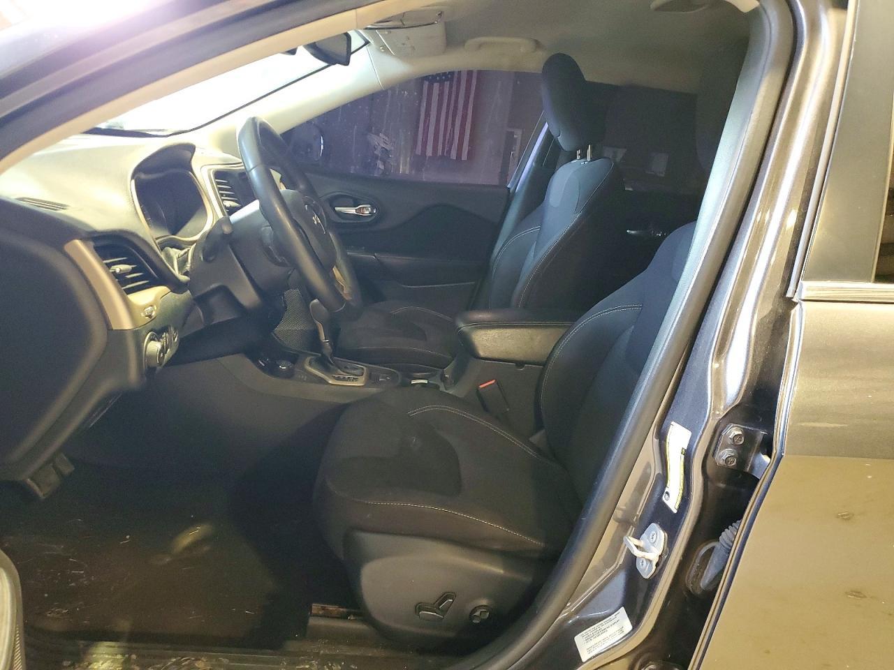 2015 Jeep Cherokee Latitude - Фото 7