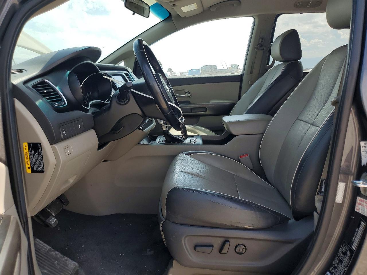 2017 Kia Sedona Lx - Фото 7